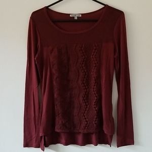 Long sleeve burgundy top